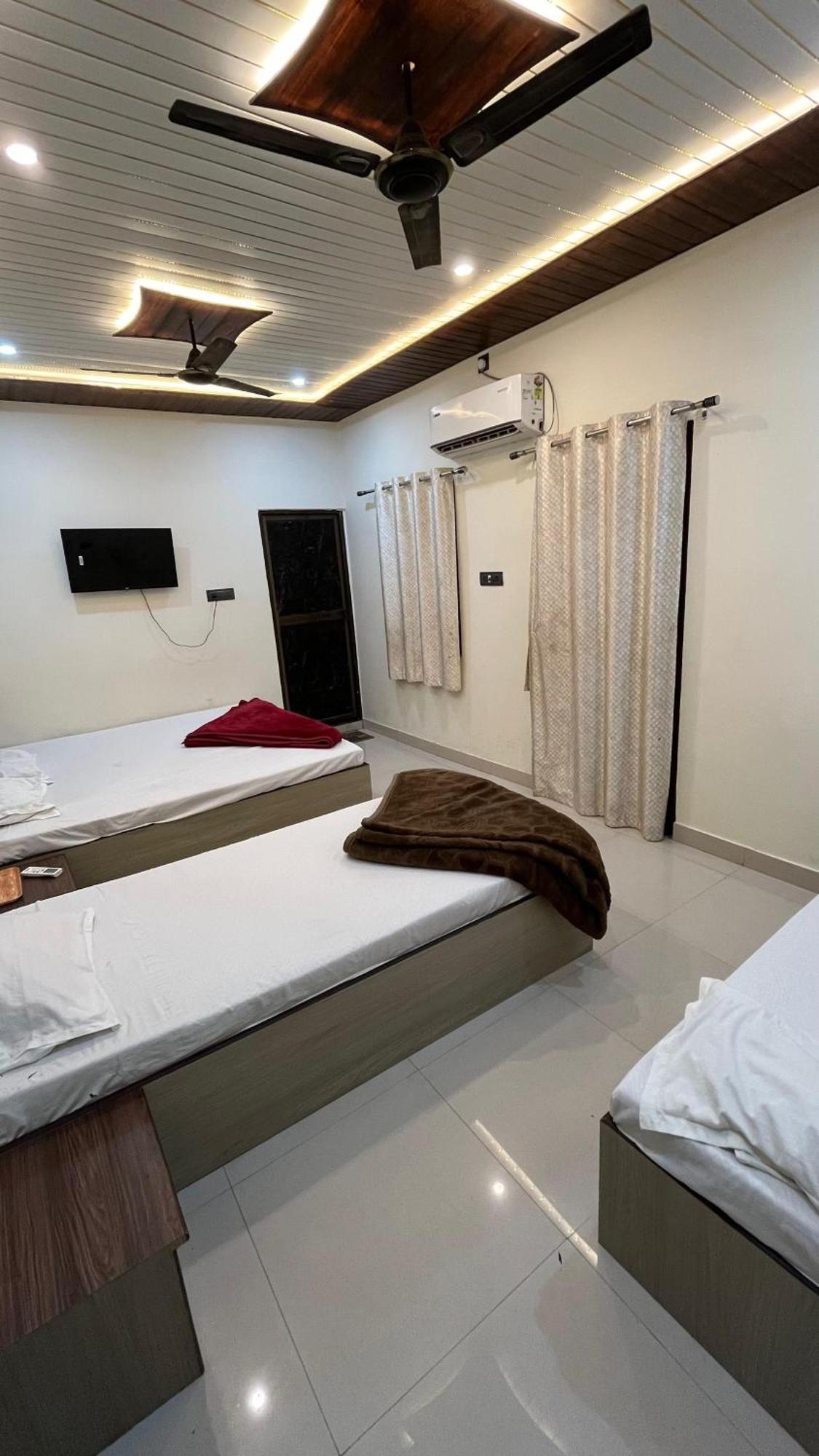 Gauri Kedareshwar Guest House Varanasi Exteriör bild
